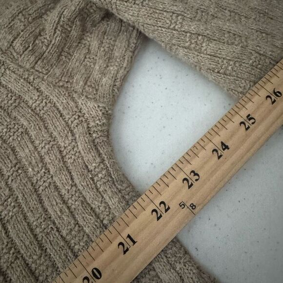 Dunbrooke Men’s Tan Knit Sweater Size Small Made In USA Cotton Blend - Picture 8 of 10